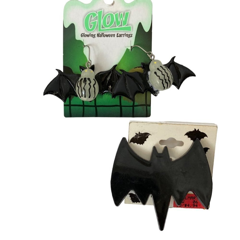 Glow In The Dark Bat Earrings Bonus Pin Halloween New